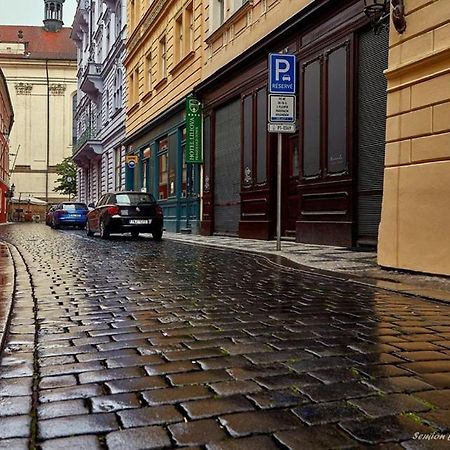 Apart Near The Charles Bridge Prague Ngoại thất bức ảnh